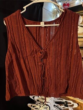 Old Navy Rust Knit Tie-Front Crop Top